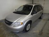 2003 Chrysler Town & Country EX Front 3/4 View