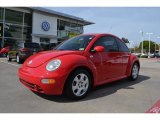 Red Uni Volkswagen New Beetle in 2002