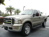 2006 Ford F350 Super Duty Lariat SuperCab 4x4 Front 3/4 View