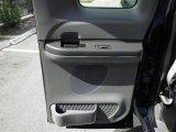 2002 Ford F250 Super Duty XLT SuperCab Door Panel