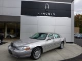 2009 Silver Birch Metallic Lincoln Town Car Signature Limited #72397802