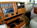 2005 Chevrolet Express 1500 Passenger Conversion Van Dashboard