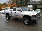 1999 Bright Silver Metallic Dodge Ram 2500 ST Extended Cab 4x4 #72470275