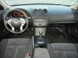 2008 Nissan Altima 3.5 SE Dashboard