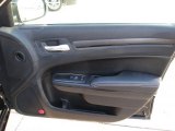 2012 Chrysler 300 S V8 Door Panel