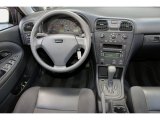 2004 Volvo V40  Dashboard