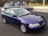 2004 Volvo S40 1.9T Front 3/4 View