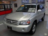 2004 Millenium Silver Metallic Toyota Highlander V6 4WD #72945835