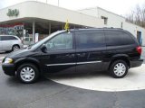 2006 Brilliant Black Chrysler Town & Country Touring #7270422