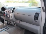 2011 Nissan Frontier SV Crew Cab 4x4 Dashboard