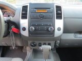 2011 Nissan Frontier SV Crew Cab 4x4 Controls
