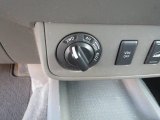 2011 Nissan Frontier SV Crew Cab 4x4 Controls