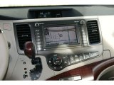 2013 Toyota Sienna Limited AWD Controls