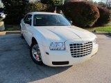 Cool Vanilla Chrysler 300 in 2005