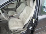 2006 Volvo V70 2.5T Front Seat