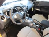 2013 Nissan Juke SV AWD Gray/Silver Trim Interior