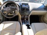 2009 Mercedes-Benz C 300 4Matic Dashboard