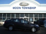 2013 Violet Gray Ford Fiesta SE Sedan #73581351