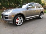 2010 Porsche Cayenne Turbo Front 3/4 View
