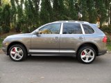 2010 Porsche Cayenne Turbo Exterior