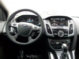 2013 Ford Focus Titanium Sedan Dashboard
