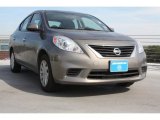 2012 Nissan Versa 1.6 SV Sedan