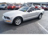 2006 Ford Mustang V6 Deluxe Convertible Front 3/4 View