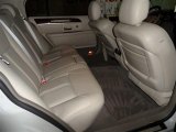 2004 Lincoln Town Car Ultimate L Medium Dark Parchment/Light Parchment Interior