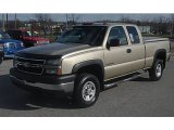 Sandstone Metallic Chevrolet Silverado 2500HD in 2006