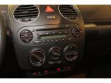 2010 Volkswagen New Beetle Red Rock Edition Coupe Audio System