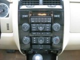2008 Ford Escape Limited 4WD Controls