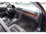 2004 Audi A4 3.0 quattro Avant Dashboard