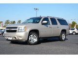 2007 Chevrolet Suburban 1500 LT Front 3/4 View