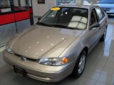 2001 Chevrolet Prizm LSi Front 3/4 View