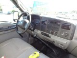 2006 Ford F350 Super Duty XL Regular Cab 4x4 Dump Truck Dashboard