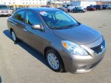 2012 Nissan Versa 1.6 SV Sedan