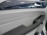 2013 Mercedes-Benz ML 350 BlueTEC 4Matic Door Panel