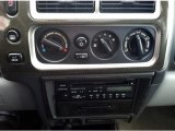 2001 Mitsubishi Montero Sport 3.5XS 4x4 Controls