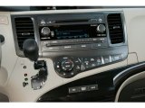 2013 Toyota Sienna LE AWD Controls