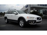 2013 Volvo XC70 3.2 Front 3/4 View