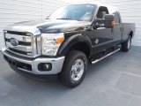 2013 Ford F250 Super Duty XLT Crew Cab 4x4 Front 3/4 View