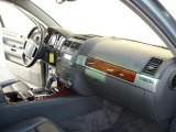 2004 Volkswagen Touareg V8 Dashboard