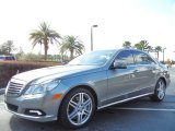 2010 Mercedes-Benz E 550 Sedan Front 3/4 View