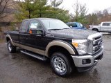 2013 Ford F250 Super Duty Lariat SuperCab 4x4 Front 3/4 View
