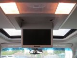 2013 Chevrolet Avalanche LTZ Black Diamond Edition Entertainment System