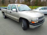 2000 Chevrolet Silverado 1500 LS Extended Cab 4x4 Front 3/4 View