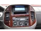 2005 Mitsubishi Montero Limited 4x4 Controls