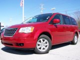 2008 Inferno Red Crystal Pearlcoat Chrysler Town & Country Touring #7430818
