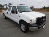 2006 Ford F250 Super Duty XL Crew Cab Front 3/4 View