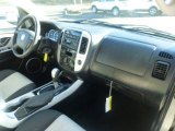 2007 Mercury Mariner Luxury 4WD Dashboard
